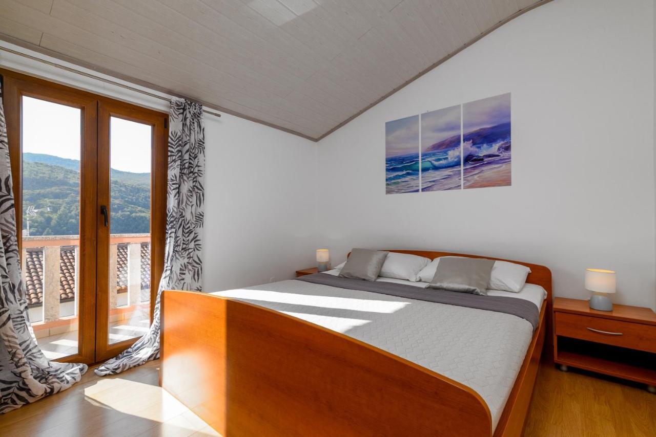 Apartments By The Sea Duga Luka - Prtlog, Labin - 2335 Eksteriør billede