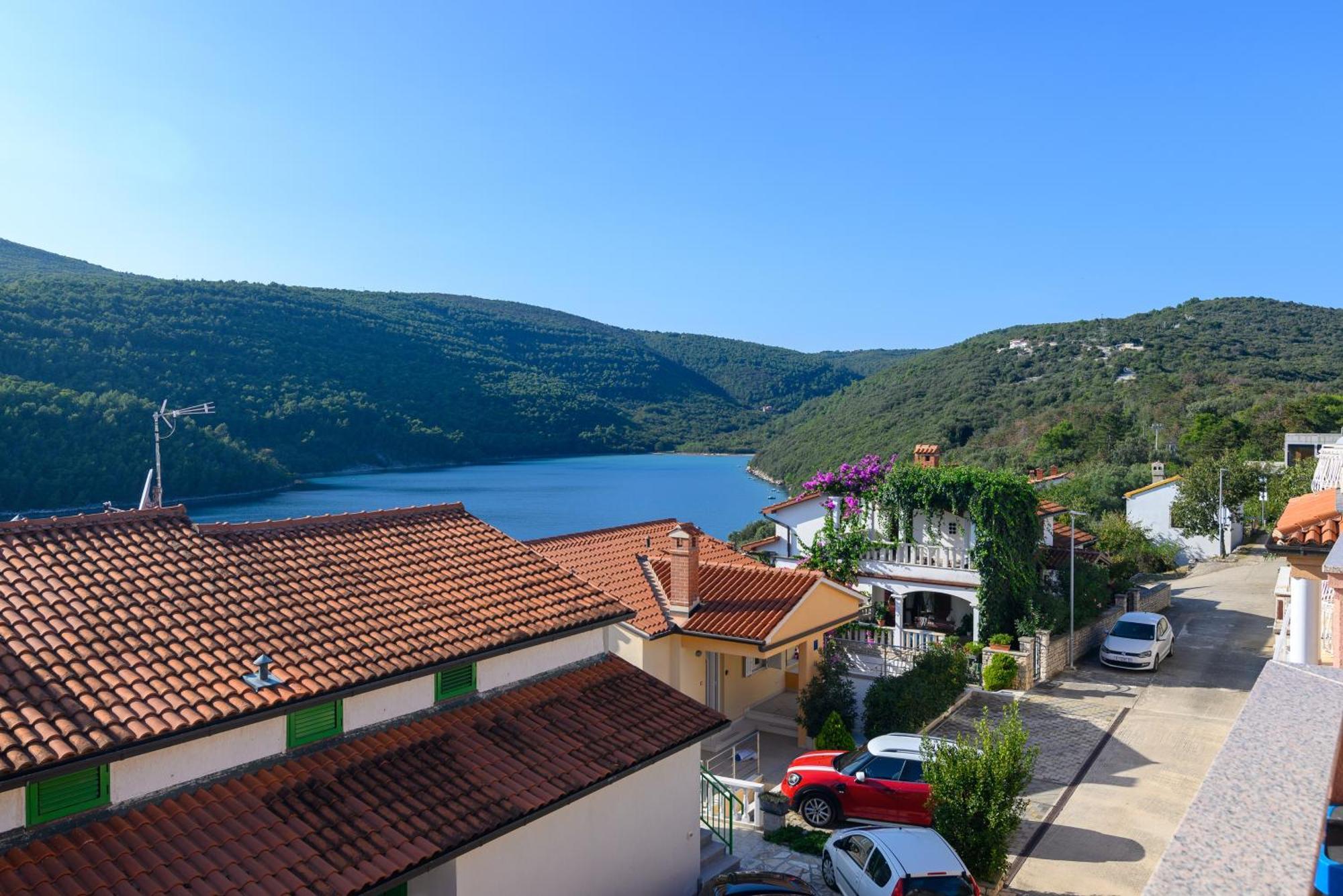 Apartments By The Sea Duga Luka - Prtlog, Labin - 2335 Eksteriør billede